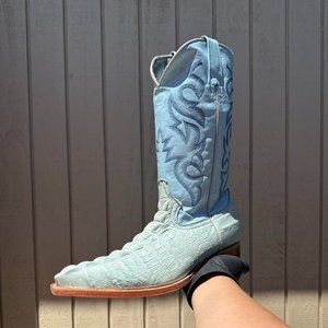 #8 Crocodile Tail Design Western Boot in Light Blue